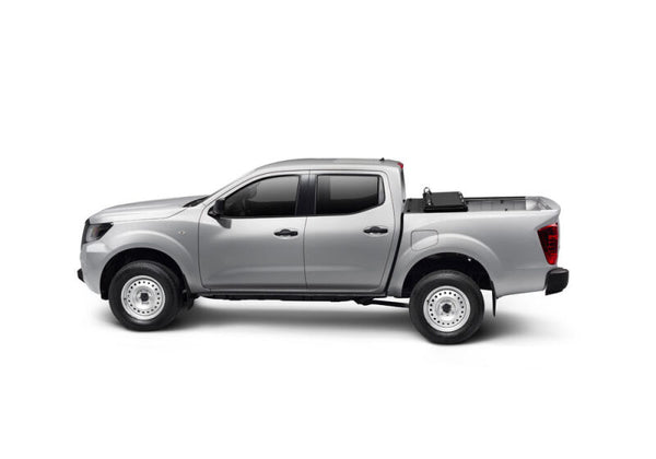 BAK 16-20 Nissan Titan 5ft 6in Bed BAKFlip G2