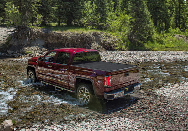 Retrax 15-up F-150 Super Crew & Super Cab (No Stake Pkt Cutout) 5.5ft Bed RetraxONE MX