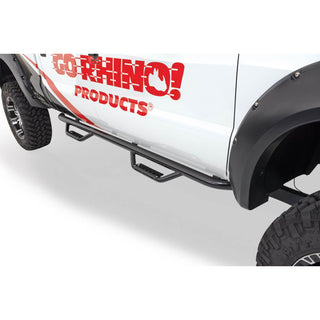 Dominator Classic D2 Side Steps with Mounting Brackets Kit - Textured Black