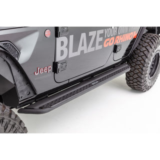Go Rhino DSS0368T - Dominator Xtreme DSS SideSteps With Mounting Bracket Kit - Textured Black
